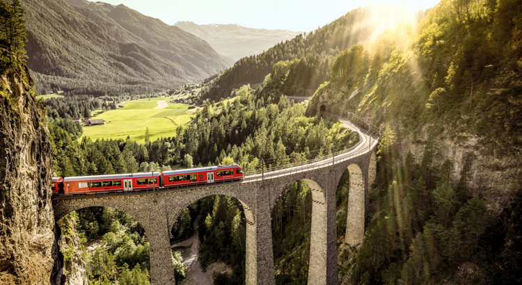 Schweiz Graubünden Bahn Landwasserviadukt Foto Switzerland Tourism Rob Lewis